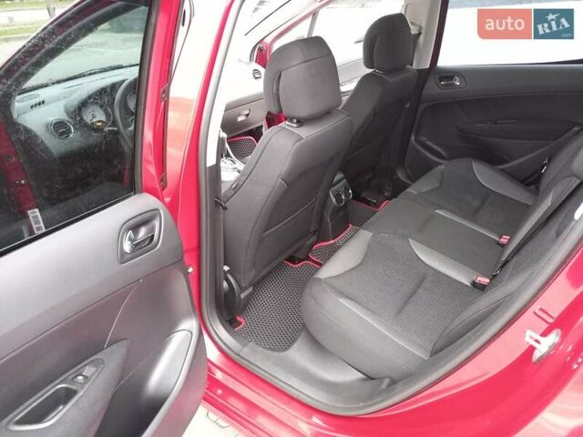 Червоний Пежо 308, об'ємом двигуна 1.6 л та пробігом 150 тис. км за 5500 $, фото 11 на Automoto.ua