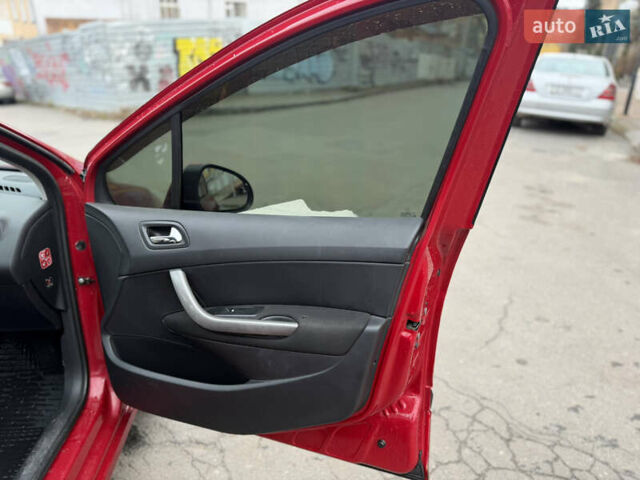 Червоний Пежо 308, об'ємом двигуна 1.6 л та пробігом 197 тис. км за 4000 $, фото 19 на Automoto.ua