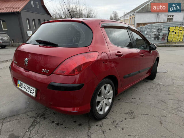 Червоний Пежо 308, об'ємом двигуна 1.6 л та пробігом 197 тис. км за 4000 $, фото 7 на Automoto.ua