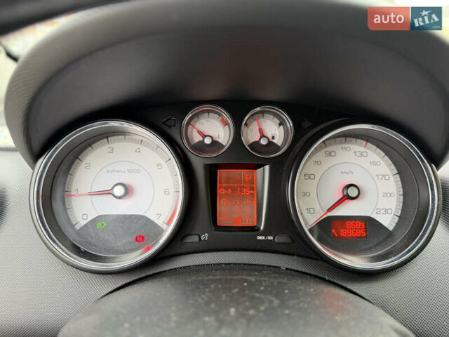 Червоний Пежо 308, об'ємом двигуна 1.6 л та пробігом 197 тис. км за 4000 $, фото 25 на Automoto.ua