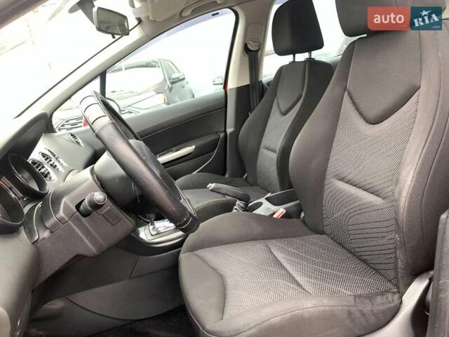 Красный Пежо 308, объемом двигателя 1.6 л и пробегом 204 тыс. км за 5440 $, фото 24 на Automoto.ua