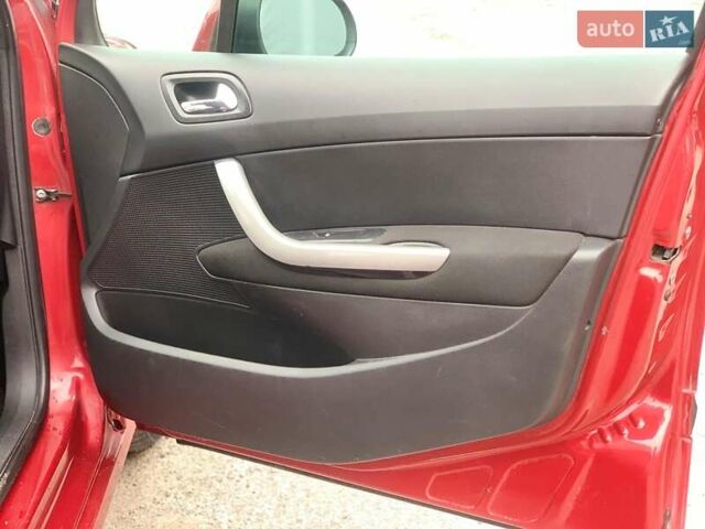 Красный Пежо 308, объемом двигателя 1.6 л и пробегом 204 тыс. км за 5440 $, фото 17 на Automoto.ua