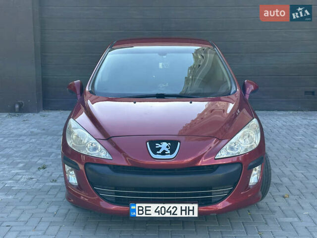 Красный Пежо 308, объемом двигателя 1.6 л и пробегом 248 тыс. км за 6800 $, фото 10 на Automoto.ua