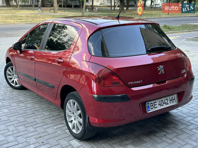 Красный Пежо 308, объемом двигателя 1.6 л и пробегом 248 тыс. км за 6800 $, фото 2 на Automoto.ua