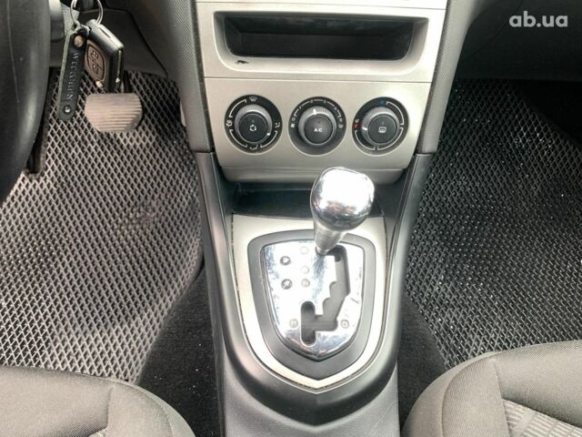 Красный Пежо 308, объемом двигателя 1.6 л и пробегом 204 тыс. км за 5440 $, фото 32 на Automoto.ua