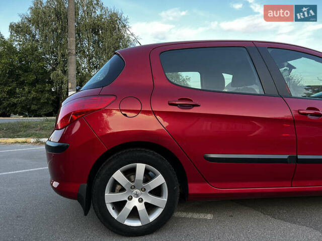 Красный Пежо 308, объемом двигателя 1.6 л и пробегом 159 тыс. км за 5500 $, фото 14 на Automoto.ua