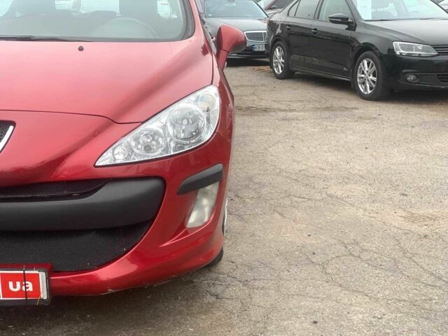 Красный Пежо 308, объемом двигателя 1.6 л и пробегом 204 тыс. км за 5440 $, фото 8 на Automoto.ua