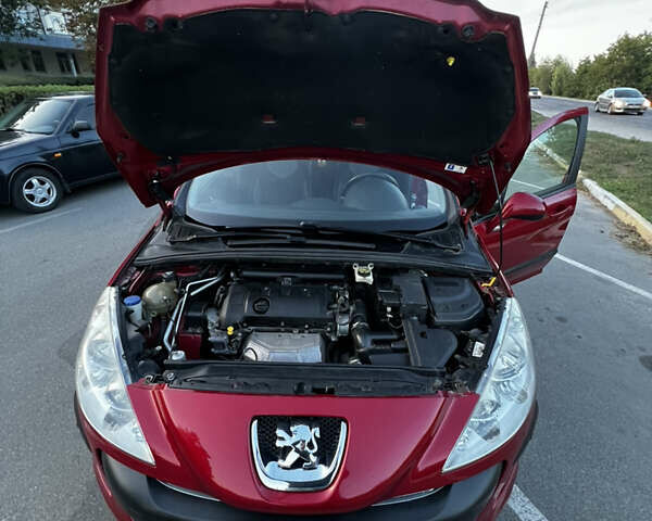 Красный Пежо 308, объемом двигателя 1.6 л и пробегом 159 тыс. км за 5500 $, фото 48 на Automoto.ua