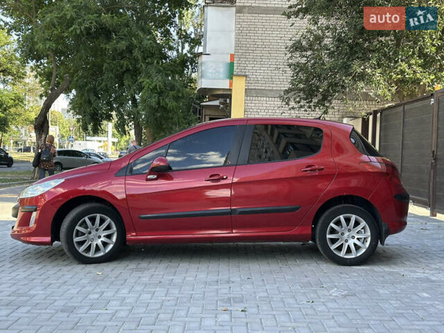 Красный Пежо 308, объемом двигателя 1.6 л и пробегом 248 тыс. км за 6800 $, фото 9 на Automoto.ua