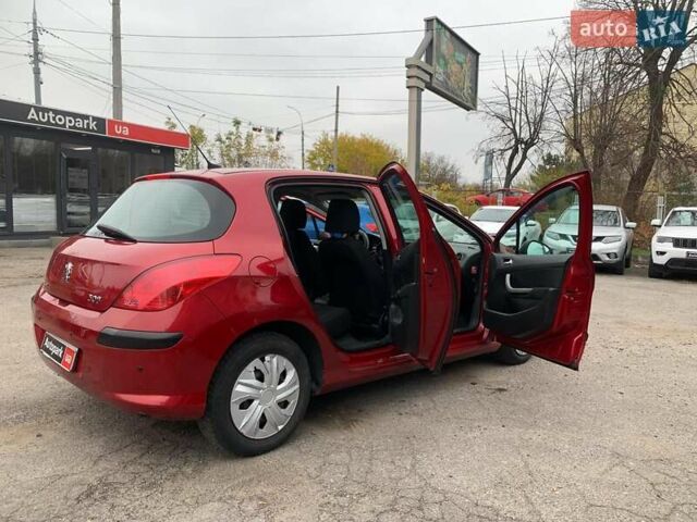 Красный Пежо 308, объемом двигателя 1.6 л и пробегом 204 тыс. км за 5440 $, фото 15 на Automoto.ua