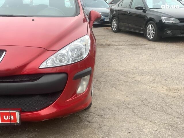 Красный Пежо 308, объемом двигателя 1.6 л и пробегом 204 тыс. км за 5440 $, фото 8 на Automoto.ua