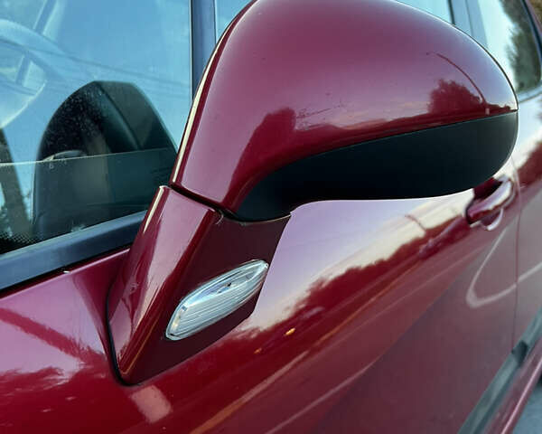 Красный Пежо 308, объемом двигателя 1.6 л и пробегом 159 тыс. км за 5500 $, фото 9 на Automoto.ua