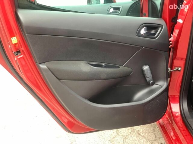 Красный Пежо 308, объемом двигателя 1.6 л и пробегом 204 тыс. км за 5440 $, фото 18 на Automoto.ua