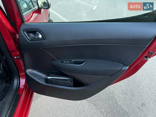 Красный Пежо 308, объемом двигателя 1.6 л и пробегом 159 тыс. км за 5500 $, фото 31 на Automoto.ua