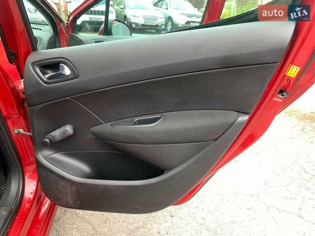 Красный Пежо 308, объемом двигателя 1.6 л и пробегом 204 тыс. км за 5440 $, фото 16 на Automoto.ua