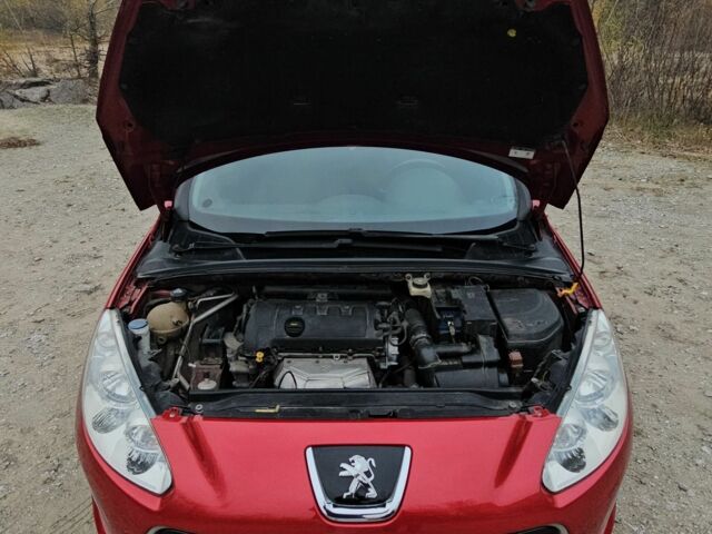 Красный Пежо 308, объемом двигателя 1.6 л и пробегом 97 тыс. км за 6500 $, фото 10 на Automoto.ua