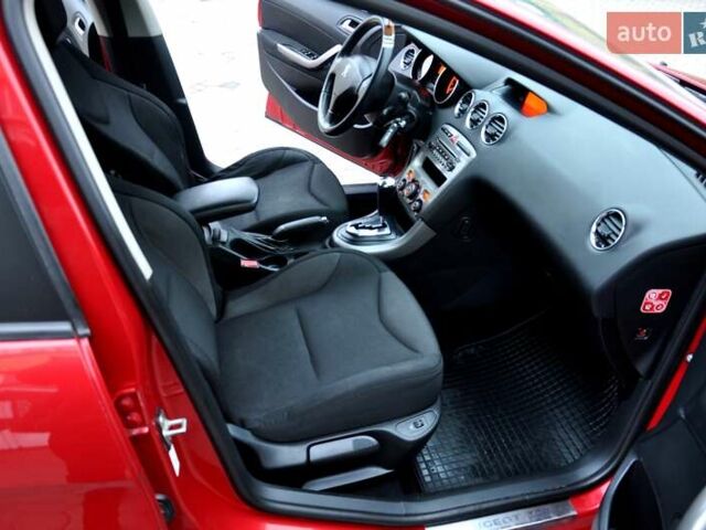 Червоний Пежо 308, об'ємом двигуна 1.6 л та пробігом 190 тис. км за 5999 $, фото 9 на Automoto.ua