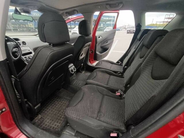 Красный Пежо 308, объемом двигателя 1.6 л и пробегом 380 тыс. км за 4800 $, фото 12 на Automoto.ua