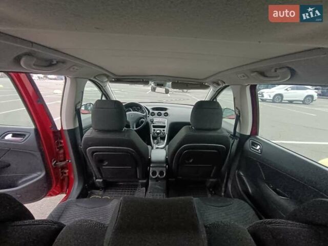 Красный Пежо 308, объемом двигателя 1.6 л и пробегом 280 тыс. км за 4800 $, фото 18 на Automoto.ua