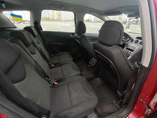 Красный Пежо 308, объемом двигателя 1.6 л и пробегом 380 тыс. км за 4800 $, фото 11 на Automoto.ua