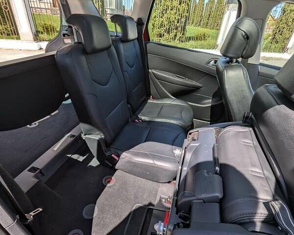 Червоний Пежо 308, об'ємом двигуна 1.6 л та пробігом 245 тис. км за 4999 $, фото 3 на Automoto.ua