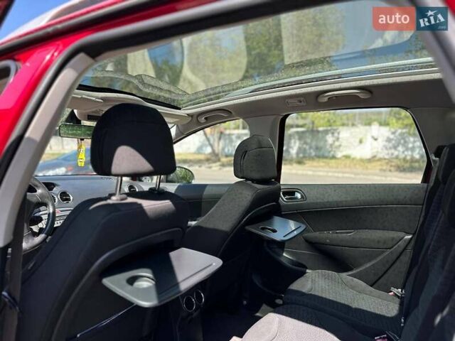 Червоний Пежо 308, об'ємом двигуна 1.6 л та пробігом 174 тис. км за 6600 $, фото 9 на Automoto.ua