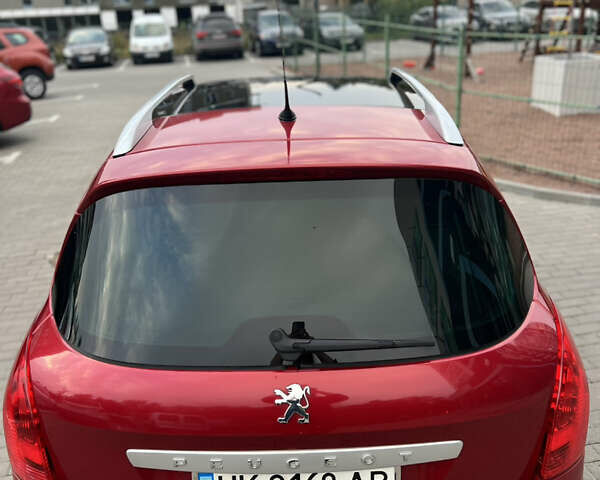 Красный Пежо 308, объемом двигателя 1.6 л и пробегом 187 тыс. км за 5300 $, фото 1 на Automoto.ua