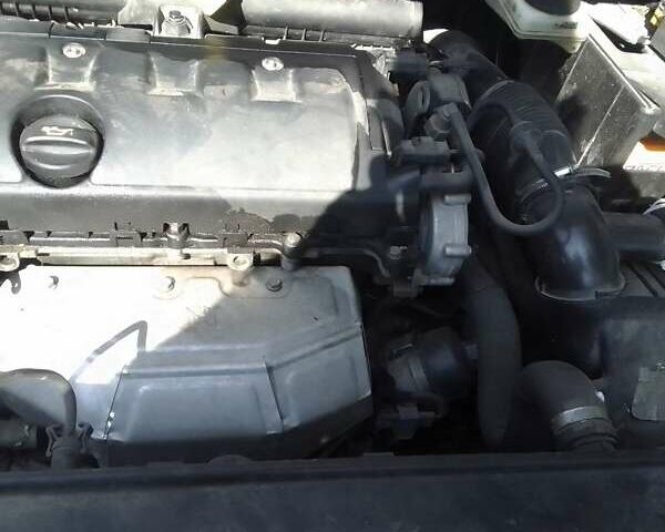 Красный Пежо 308, объемом двигателя 1.6 л и пробегом 170 тыс. км за 3000 $, фото 8 на Automoto.ua