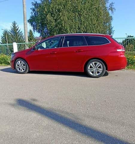Красный Пежо 308, объемом двигателя 1.56 л и пробегом 245 тыс. км за 8400 $, фото 8 на Automoto.ua