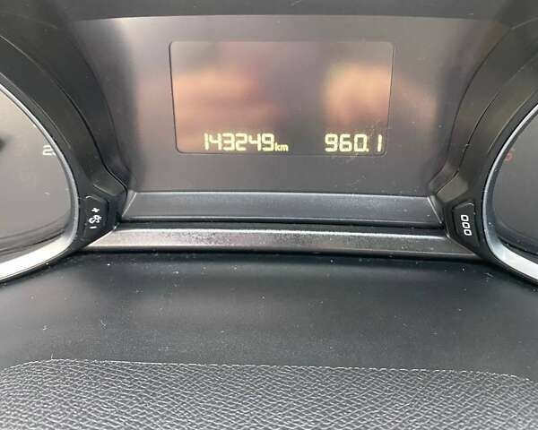 Красный Пежо 308, объемом двигателя 1.6 л и пробегом 143 тыс. км за 9800 $, фото 15 на Automoto.ua