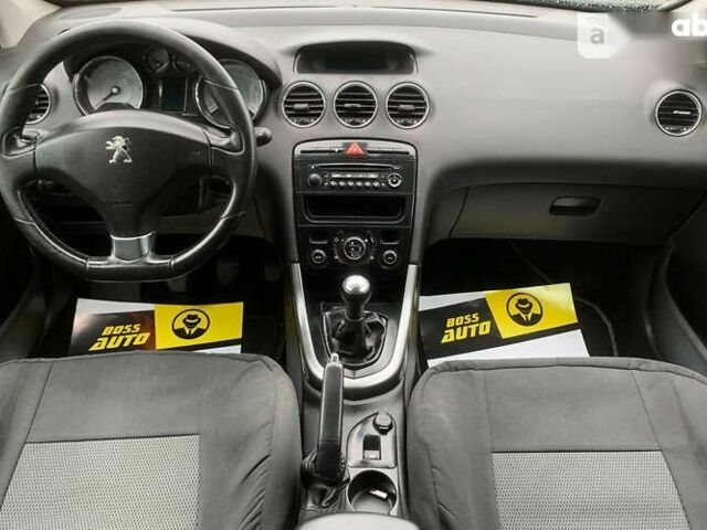 Пежо 308, объемом двигателя 1.6 л и пробегом 200 тыс. км за 7000 $, фото 13 на Automoto.ua