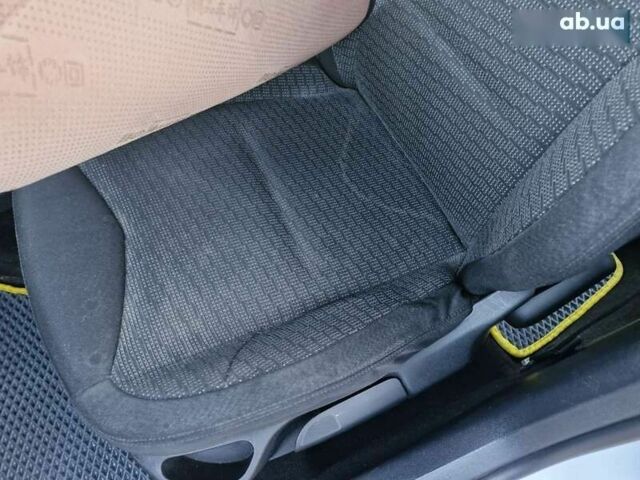 Пежо 308, объемом двигателя 1.6 л и пробегом 191 тыс. км за 5999 $, фото 19 на Automoto.ua