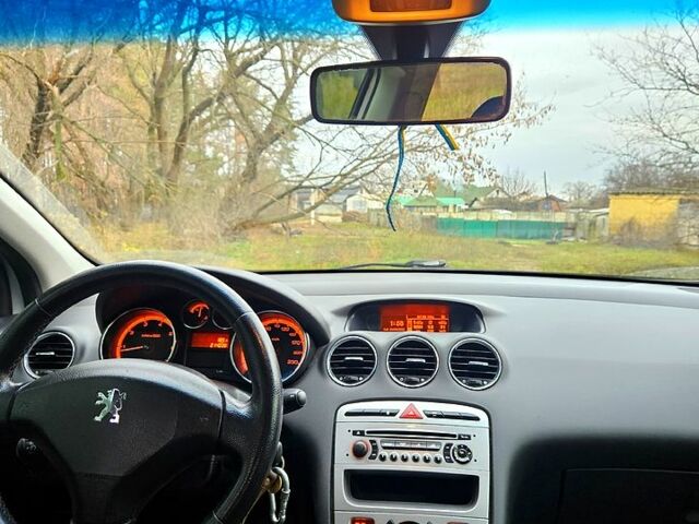 Пежо 308, объемом двигателя 1.6 л и пробегом 212 тыс. км за 4399 $, фото 8 на Automoto.ua