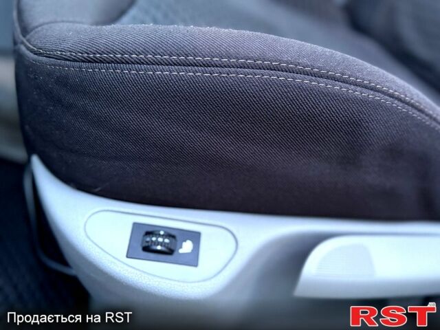 Пежо 308, объемом двигателя 1.6 л и пробегом 0 тыс. км за 6999 $, фото 9 на Automoto.ua