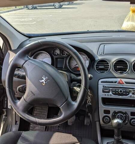 Пежо 308, объемом двигателя 0 л и пробегом 165 тыс. км за 4900 $, фото 12 на Automoto.ua