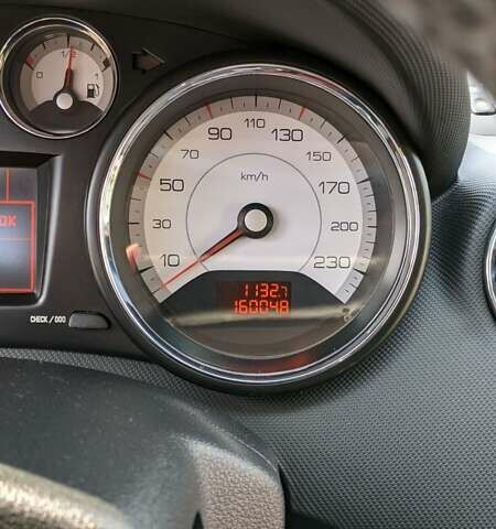 Пежо 308, объемом двигателя 0 л и пробегом 165 тыс. км за 4900 $, фото 15 на Automoto.ua