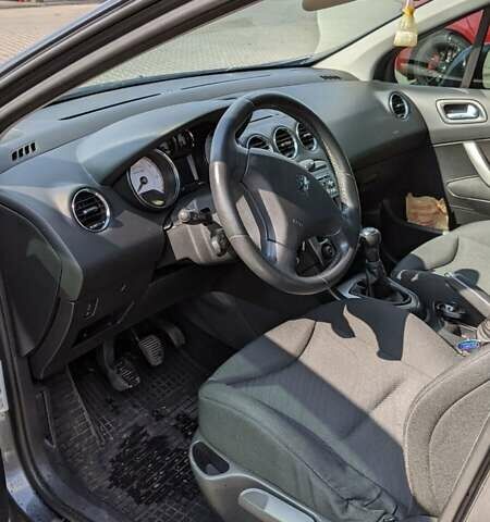Пежо 308, объемом двигателя 0 л и пробегом 165 тыс. км за 4900 $, фото 8 на Automoto.ua