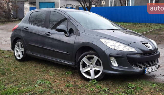 Пежо 308, объемом двигателя 1.6 л и пробегом 172 тыс. км за 5800 $, фото 2 на Automoto.ua