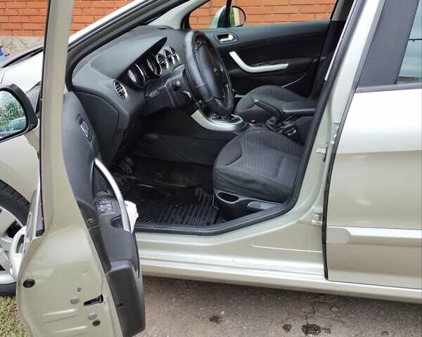 Пежо 308 2008 у Мукачеве на Automoto.ua Пежо 308, об'ємом двигуна 1.6 л та пробігом 120 тис. км за 4800 $, фото 5 на Automoto.ua