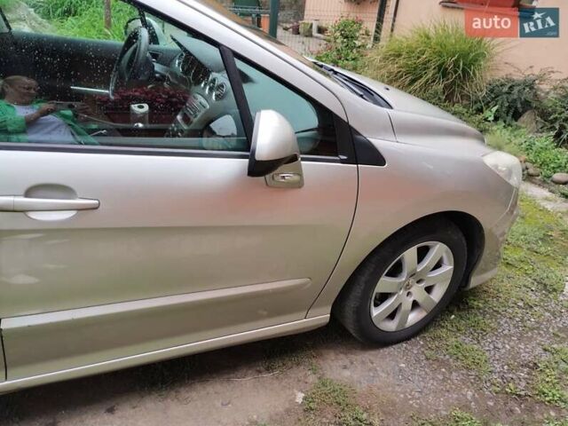 Пежо 308 2008 у Мукачеве на Automoto.ua Пежо 308, об'ємом двигуна 1.6 л та пробігом 120 тис. км за 4800 $, фото 9 на Automoto.ua