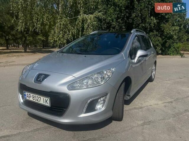 Пежо 308, объемом двигателя 1.6 л и пробегом 246 тыс. км за 7000 $, фото 4 на Automoto.ua