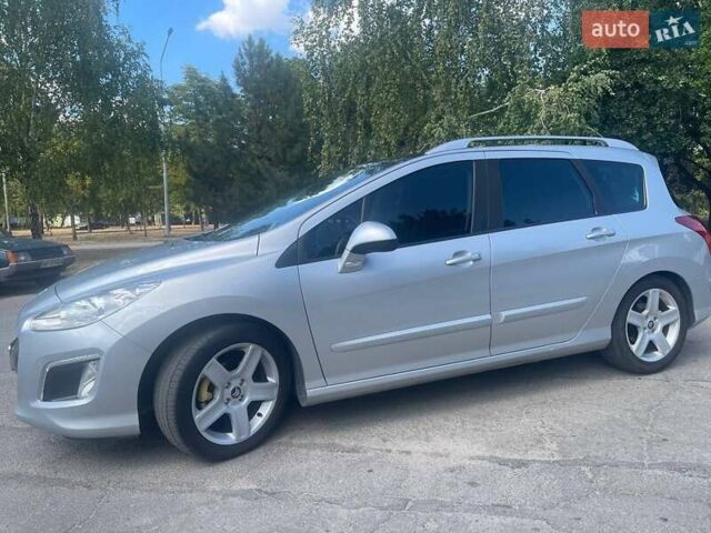 Пежо 308, объемом двигателя 1.6 л и пробегом 246 тыс. км за 7000 $, фото 2 на Automoto.ua