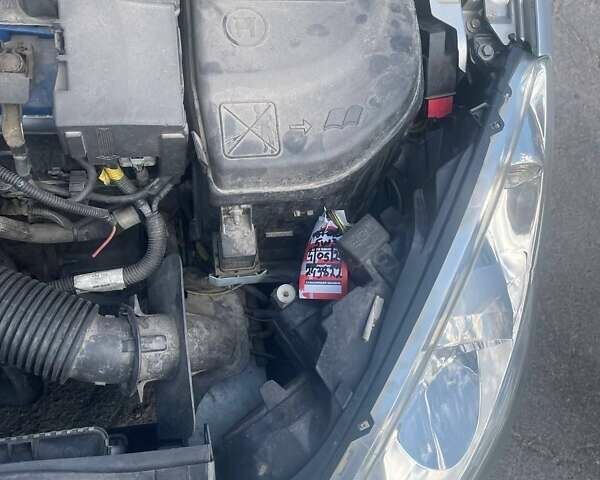 Пежо 308, объемом двигателя 1.6 л и пробегом 246 тыс. км за 7000 $, фото 20 на Automoto.ua