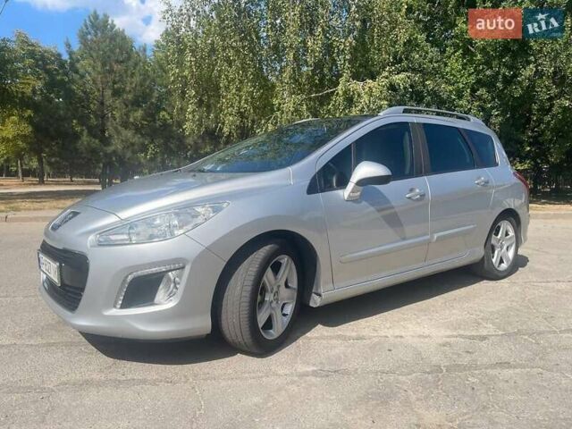 Пежо 308, объемом двигателя 1.6 л и пробегом 246 тыс. км за 7000 $, фото 1 на Automoto.ua