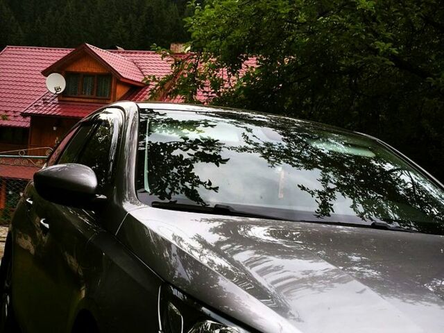 Пежо 308, объемом двигателя 1.6 л и пробегом 250 тыс. км за 8700 $, фото 1 на Automoto.ua