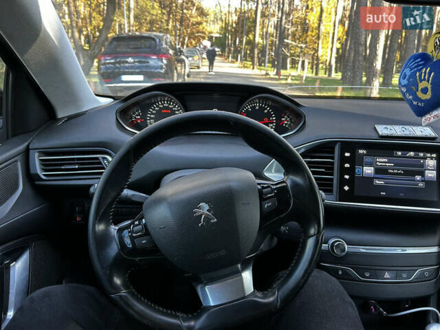 Пежо 308, объемом двигателя 1.56 л и пробегом 250 тыс. км за 6800 $, фото 23 на Automoto.ua