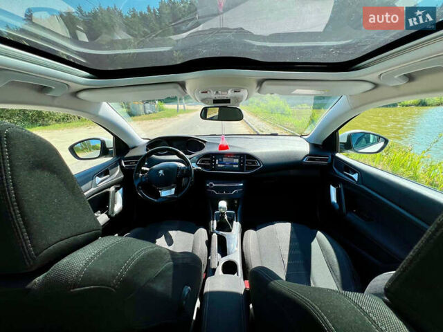 Пежо 308, объемом двигателя 1.6 л и пробегом 198 тыс. км за 8999 $, фото 4 на Automoto.ua