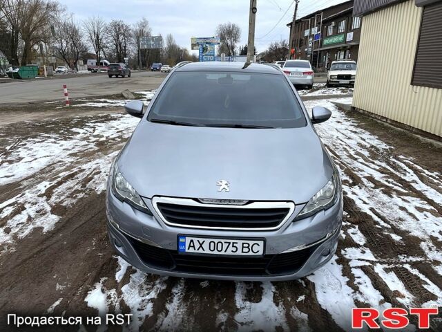 Пежо 308, объемом двигателя 1.6 л и пробегом 246 тыс. км за 9400 $, фото 2 на Automoto.ua