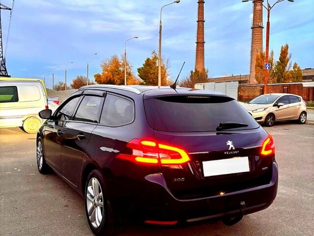 Пежо 308, об'ємом двигуна 1.6 л та пробігом 205 тис. км за 10800 $, фото 4 на Automoto.ua