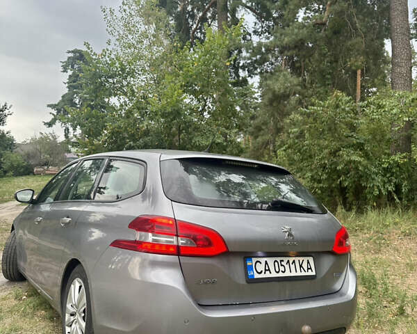Пежо 308, объемом двигателя 1.6 л и пробегом 333 тыс. км за 8199 $, фото 1 на Automoto.ua